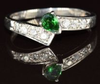 A 9k white gold ring set with a Kenyan tsavorite and diamonds, 2.1g, size Q