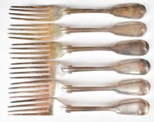 Victorian set of six hallmarked silver fiddle and thread pattern table forks, London 1850, maker