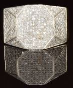 A 9ct gold ring set with diamonds, 7g, size Y