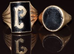 Two 9ct gold signet rings set with onyx, 8.5g, size L & R