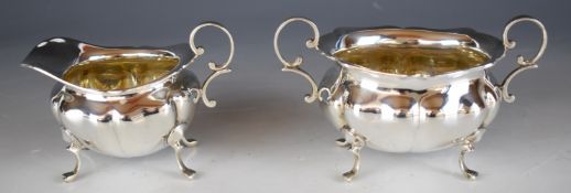 Edward VII hallmarked silver sugar bowl and milk jug, Birmingham 1903, maker George Unite & Sons,