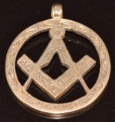 A 9ct rose gold Masonic pendant, 4.9g, 2.4cm