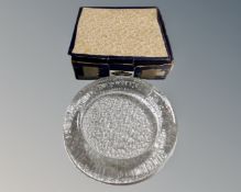 A 20th century Finnish Nuutajarvi textured glass dish, width 23.