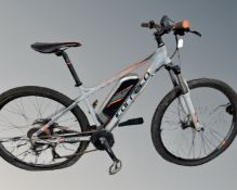 A gent's Carrera Vulcan E Spec off road bike (as found)