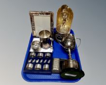 A tray of plated trophies, lidded pot, tankard, napkin rings,