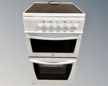 An Indesit electric cooker