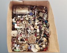 A box of costume jewellery.