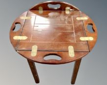 A butler's tray table,