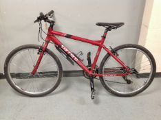 A Carrera 13 Ltd Subway mountain bike