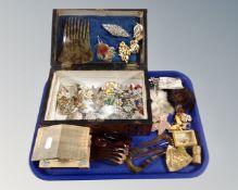 A tray containing 19th century inlaid walnut jewellery box together with a further 20th century