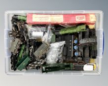 A box of Hornby and Tri-ang rolling stock (a/f)