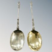 A pair of silver apostle spoons, London marks, length 18cm. CONDITION REPORT: 73.