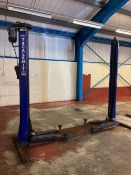 A Tecalemit 3000kg two-post vehicle pill