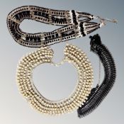 An antique pearl collarette,