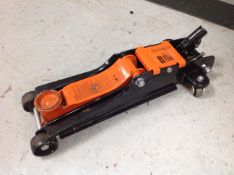 A Halford's two tonne hydraulic trolley jack (no handle).