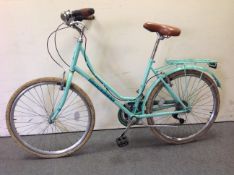 A Compass lady's touring bike