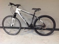 A Carerra crossfire front suspension mountain bike