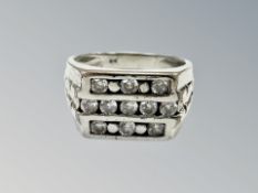 A Gentleman's heavy silver ring