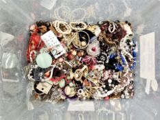 A box of mixed costume jewellery