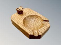 Foxman : A Malcom Pipes English oak ashtray, 7.5 cm x 10.