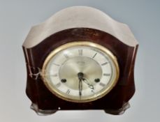 A Bakelite cased eight day mantel clock (af)