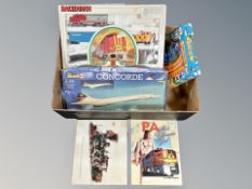 A box of Bachmann Mainstreet Express part train set in box,