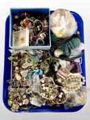 A tray of costume jewellery,