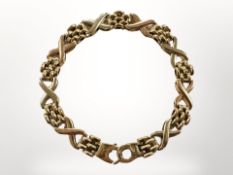 A 9ct tri-coloured gold bracelet, length 19 cm. CONDITION REPORT: 11.6g.