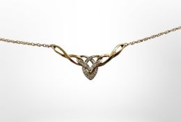 A 9ct yellow necklace with diamond set pendant, length 43 cm. CONDITION REPORT: 2g.