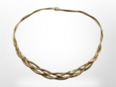 A 9ct tri-coloured gold flat link necklace, length 41 cm. CONDITION REPORT: 31.3g.