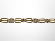 A 9ct two-tone gold bracelet, length 20 cm CONDITION REPORT: 14.6g.