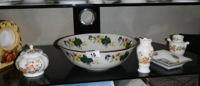 A mixed lot of ceramics including Aynsley.