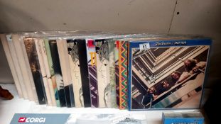 Collection of 18 Beatles vinyl LPs Records of note includes 4 x Beatles White Albums.