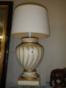 An urn shaped table lamp.