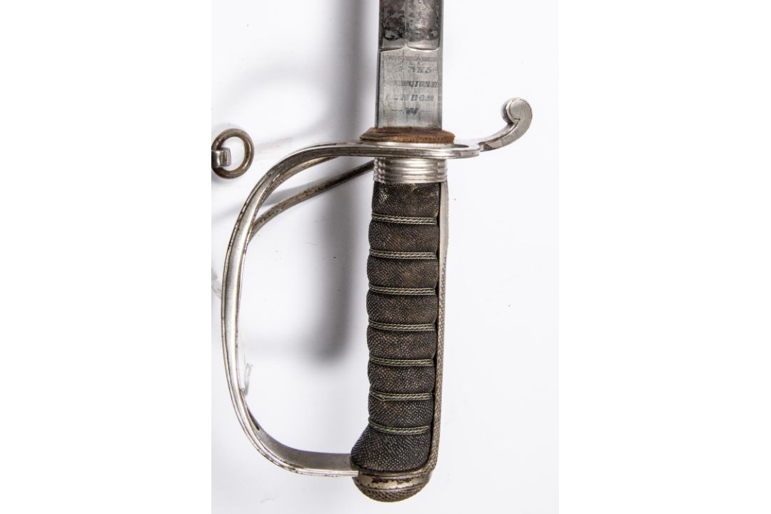 A George V Artillery pattern officers' sword of the South Eastern Mounted Brigade Army Service - Image 3 of 6