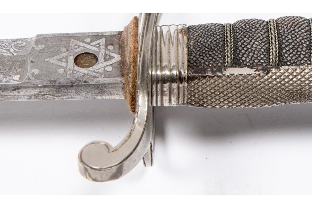 A George V Artillery pattern officers' sword of the South Eastern Mounted Brigade Army Service - Image 4 of 6