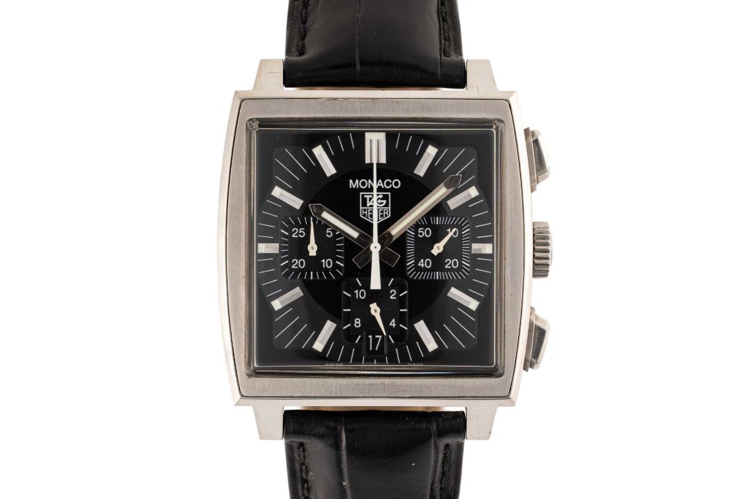 A GENTLEMAN'S STAINLESS STEEL TAG HEUER MONACO AUTOMATIC CHRONOGRAPH WRIST WATCH CIRCA 2005, REF. - Image 1 of 8