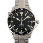 A GENTLEMAN'S LARGE SIZE OMEGA SEAMASTER PROFESSIONAL 300M AUTOMATIC BRACELET WATCH  CIRCA 2008,