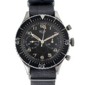 A GENTLEMAN'S STAINLESS STEEL GERMAN MILITARY HEUER BUND FLYBACK CHRONOGRAPH WRIST WATCH CIRCA 1970,