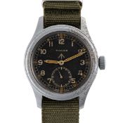 A GENTLEMAN'S BRITISH MILITARY TIMOR W.W.W. WRIST WATCH CIRCA 1945, PART OF THE 