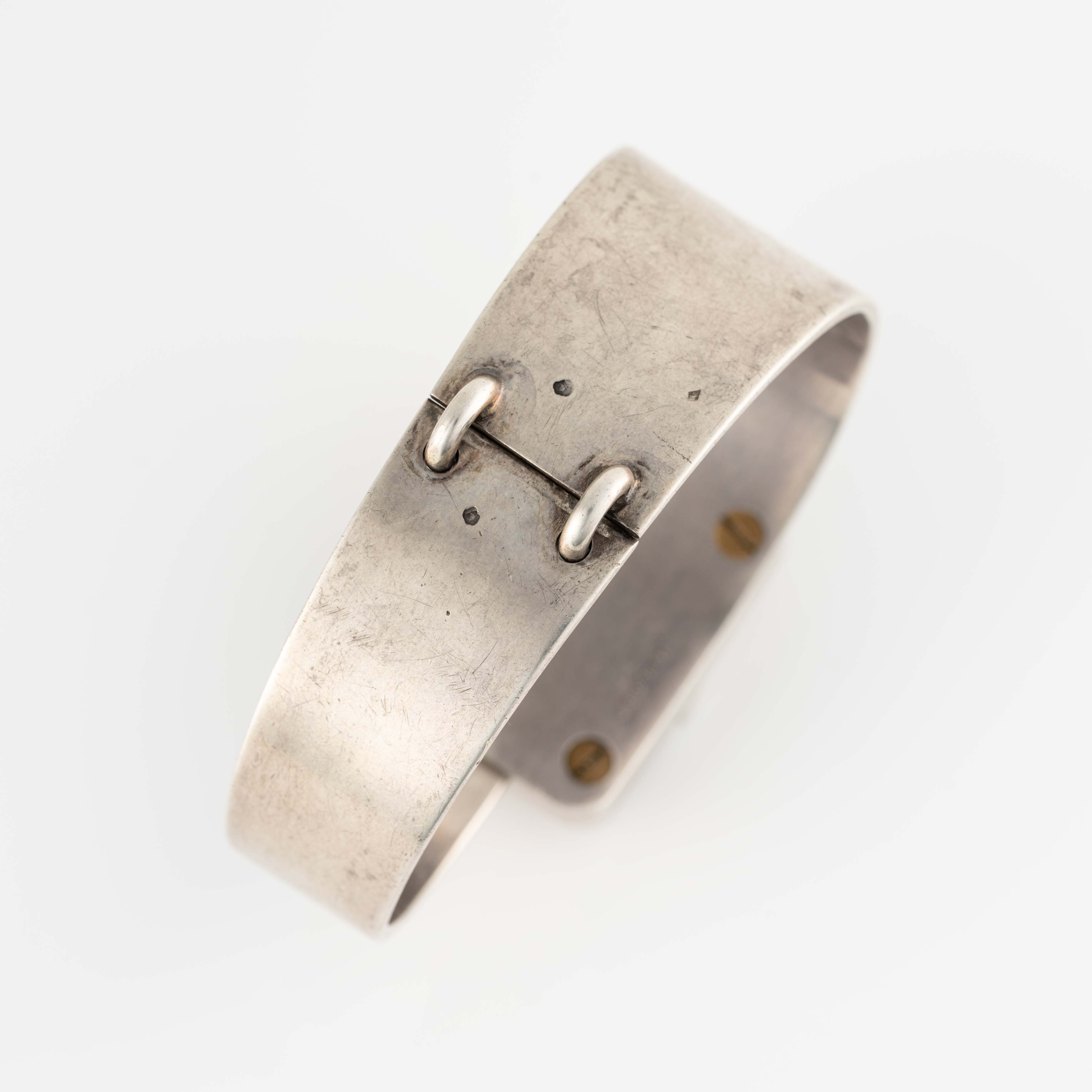 A VERY RARE SOLID SILVER HERMES BRACELET WATCH CIRCA 1970s, MADE BY JAEGER Movement: Manual wind, - Image 5 of 7