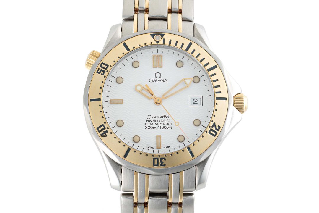 A GENTLEMAN'S LARGE SIZE STEEL & GOLD OMEGA SEAMASTER PROFESSIONAL 300M AUTOMATIC BRACELET WATCH - Image 1 of 6