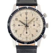 A RARE GENTLEMAN'S LARGE SIZE STAINLESS STEEL UNIVERSAL GENEVE AERO COMPAX CHRONOGRAPH WRIST WATCH