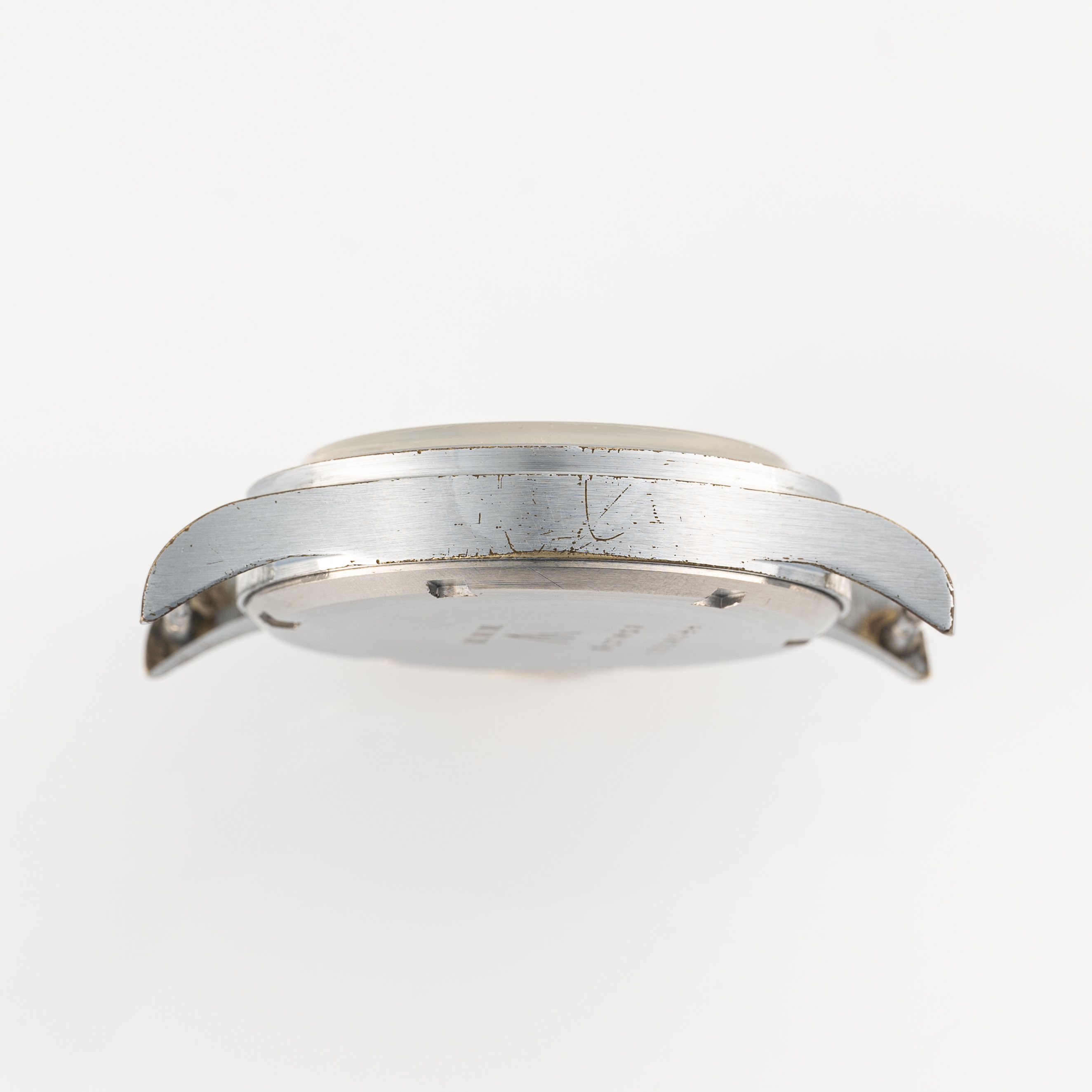 A GENTLEMAN'S BRITISH MILITARY VERTEX W.W.W. WRIST WATCH CIRCA 1945, PART OF THE "DIRTY DOZEN" - Image 6 of 10
