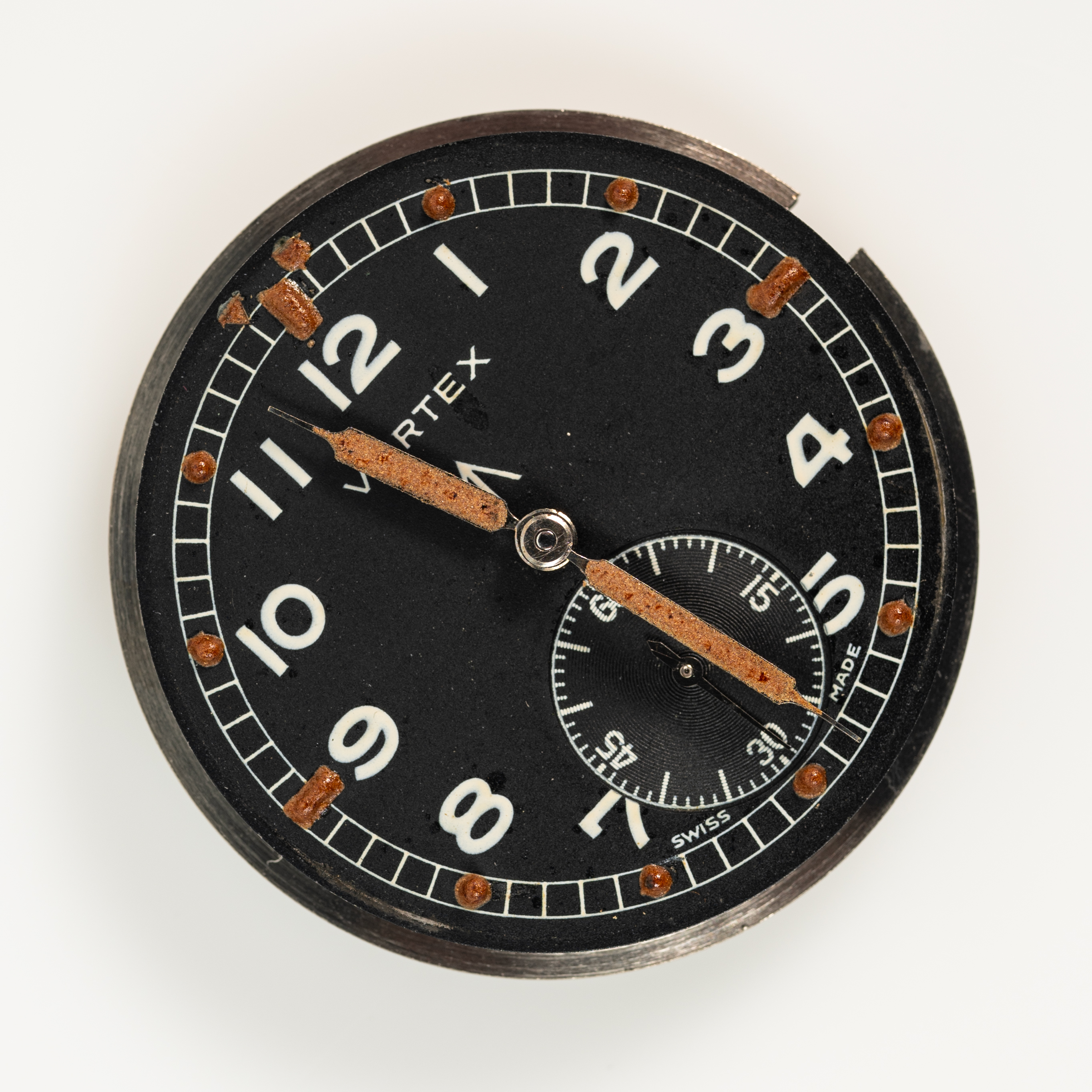 A GENTLEMAN'S BRITISH MILITARY VERTEX W.W.W. WRIST WATCH CIRCA 1945, PART OF THE "DIRTY DOZEN" - Image 9 of 10