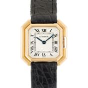 A LADIES 18K SOLID GOLD CARTIER PARIS CEINTURE WRIST WATCH CIRCA 1970s, REF. 78100 Movement: 17J,