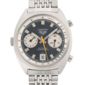 A GENTLEMAN'S SIZE STAINLESS STEEL HEUER CARRERA 