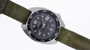 VINTAGE SEIKO DIVER AUTOMATIC REFERENCE 6105-8009 CIRCA 1968