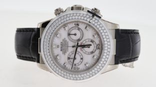 18CT ROLEX DAYTONA DIAMOND SET MOTHER OF PEARL REFERENCE 116589RBR