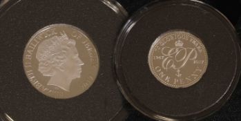 Coins, World, Elizabeth II (1952-2022),